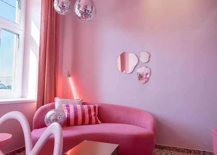 Josef's L Pink Paradise *
