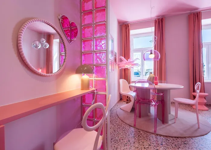 Josef's L Pink Paradise * Viyana