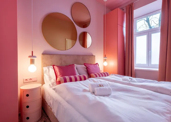 Josef's L Pink Paradise * Viyana