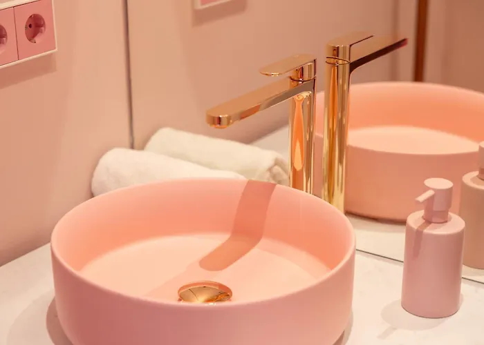 Josef's L Pink Paradise Daire *