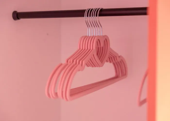 Daire Josef's L Pink Paradise Viyana